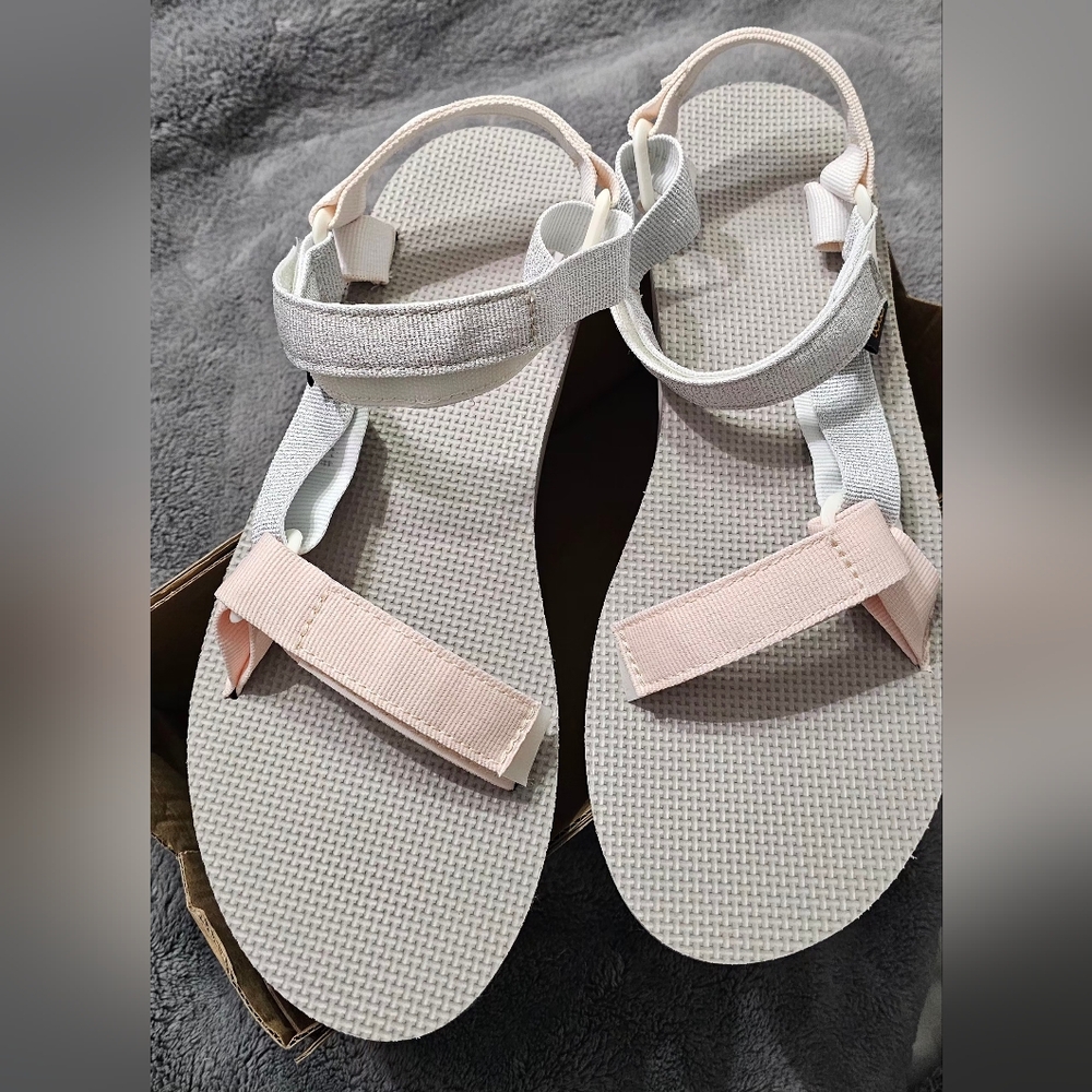 Stylish peach and Silver Women's Teva Sandals